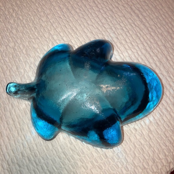 VINTAGE Mid Century Art Glass Turquoise  Ashtray 9” Long6” Wide 2.5 Tall $50.00 - Picture 6 of 8